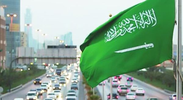 نقل كفالة متغيب عن العمل في السعودية
