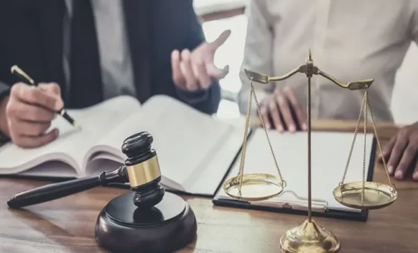 رقم محامي عمالي في الدمام | استشارات ونصائح قانونية دقيقة